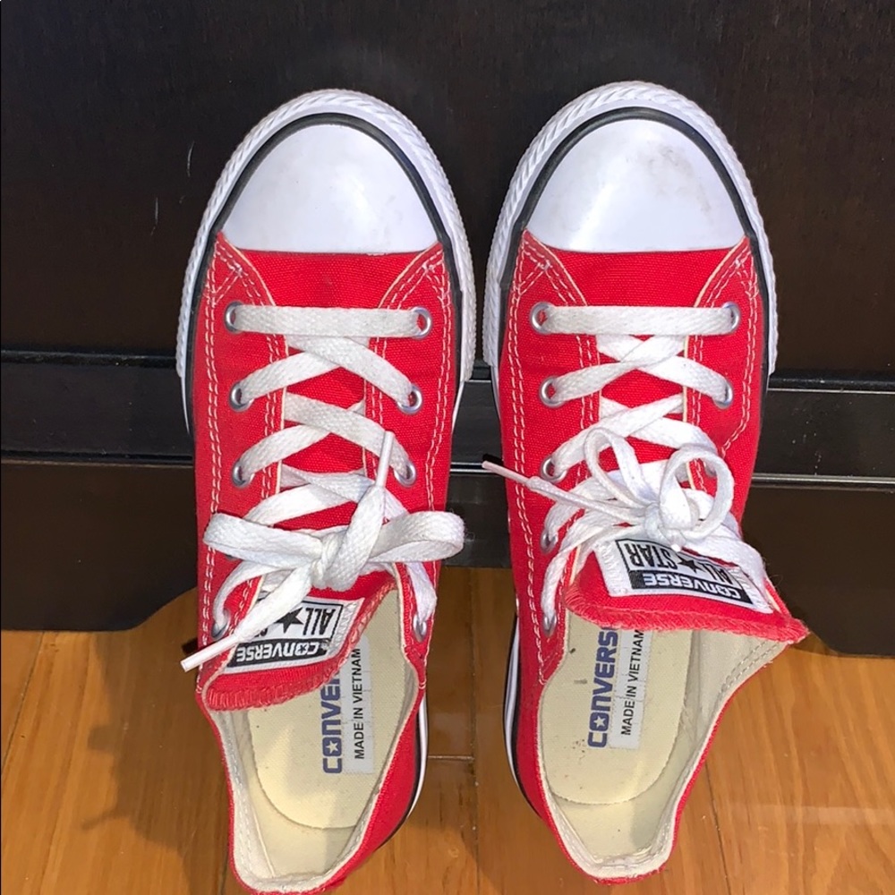 Red converse